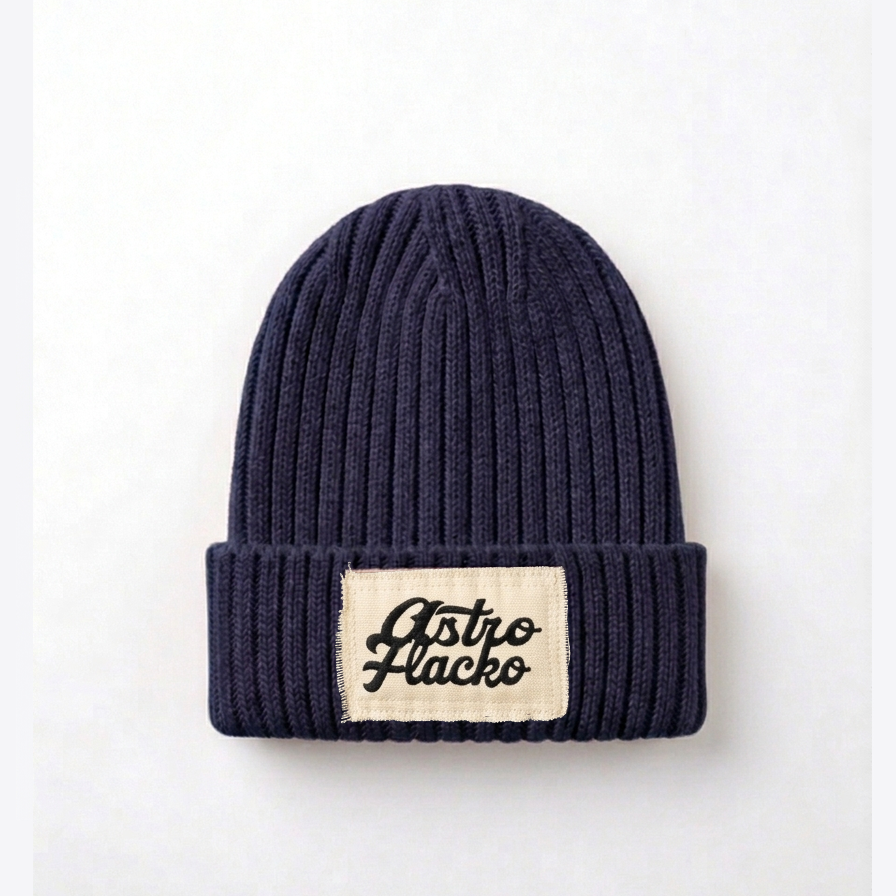 Beanie (wabi-sabi)